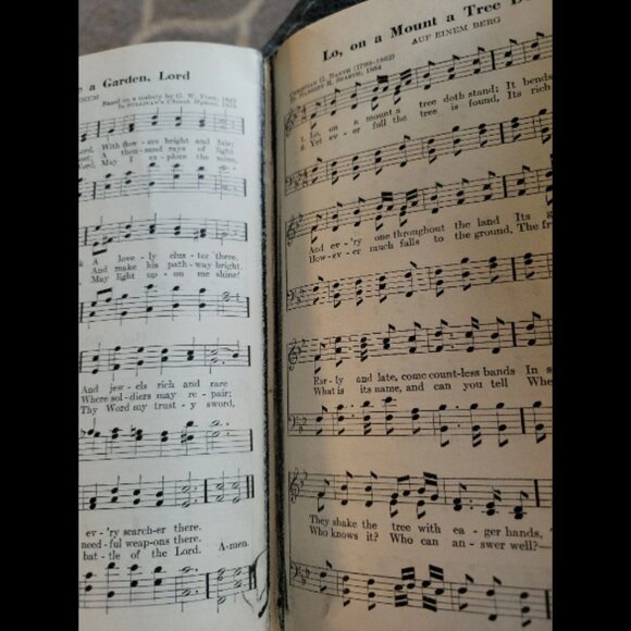 The childrens hymnal and service book - Picture 4 of 5